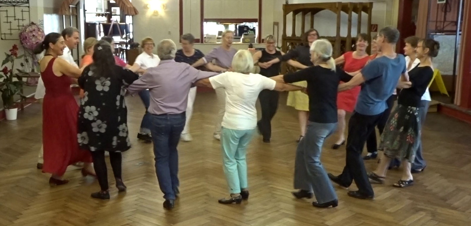 Ungarischer Mädchentanz